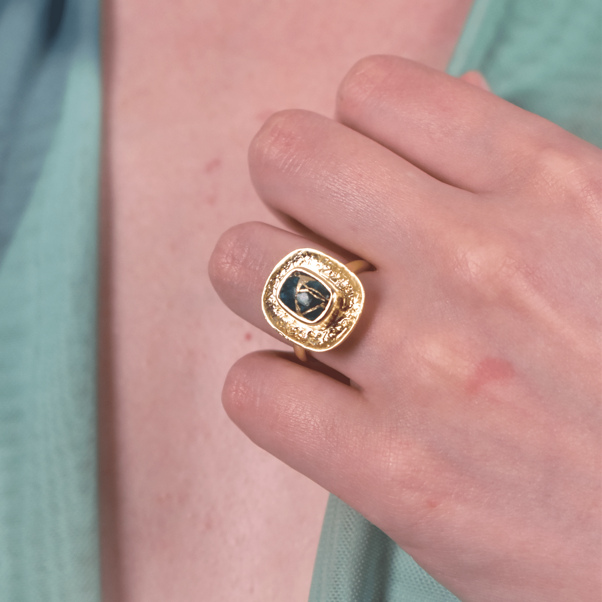 Blue Oasis Signet - BOA PALACE