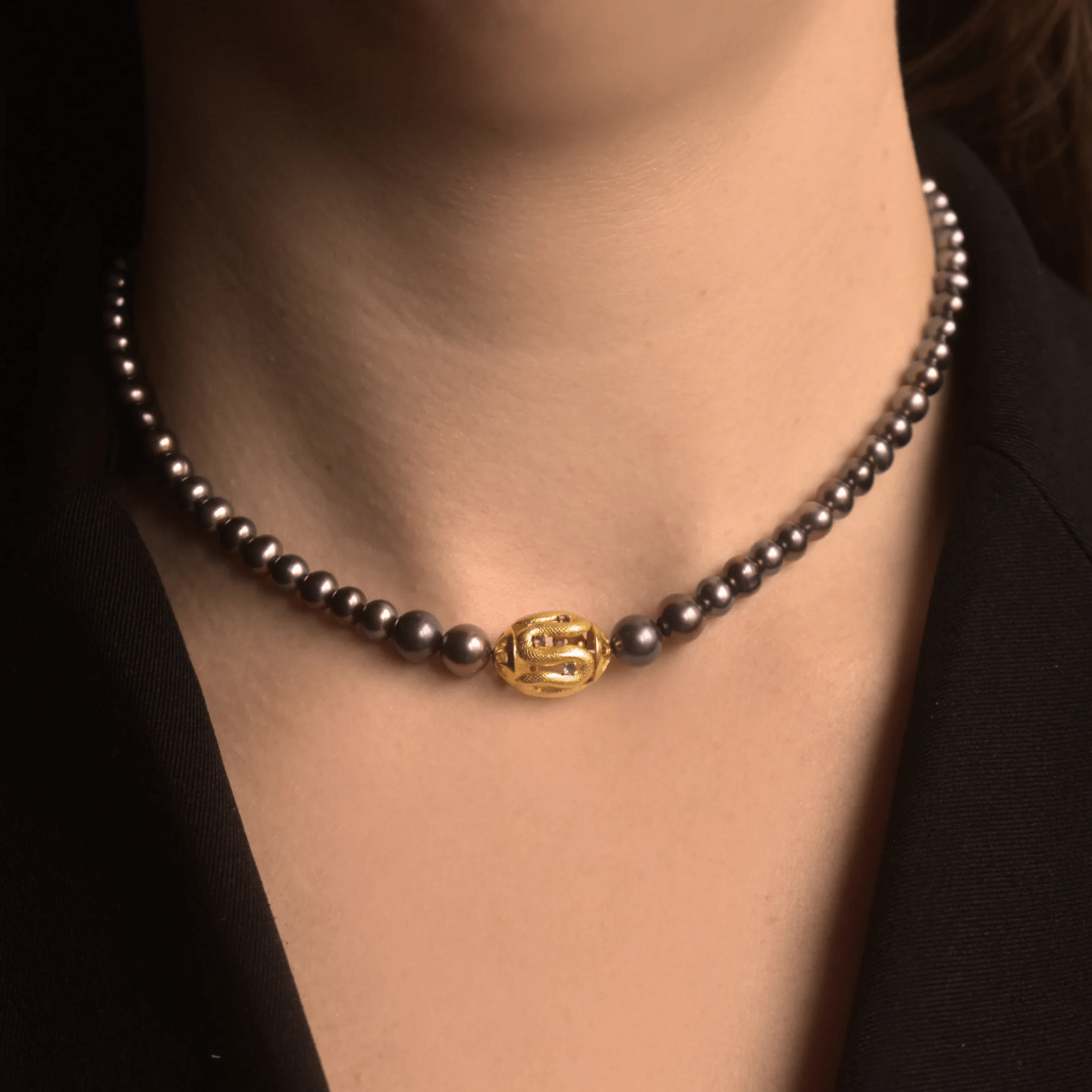 Choker With a Snake Charm - BOA PALACE