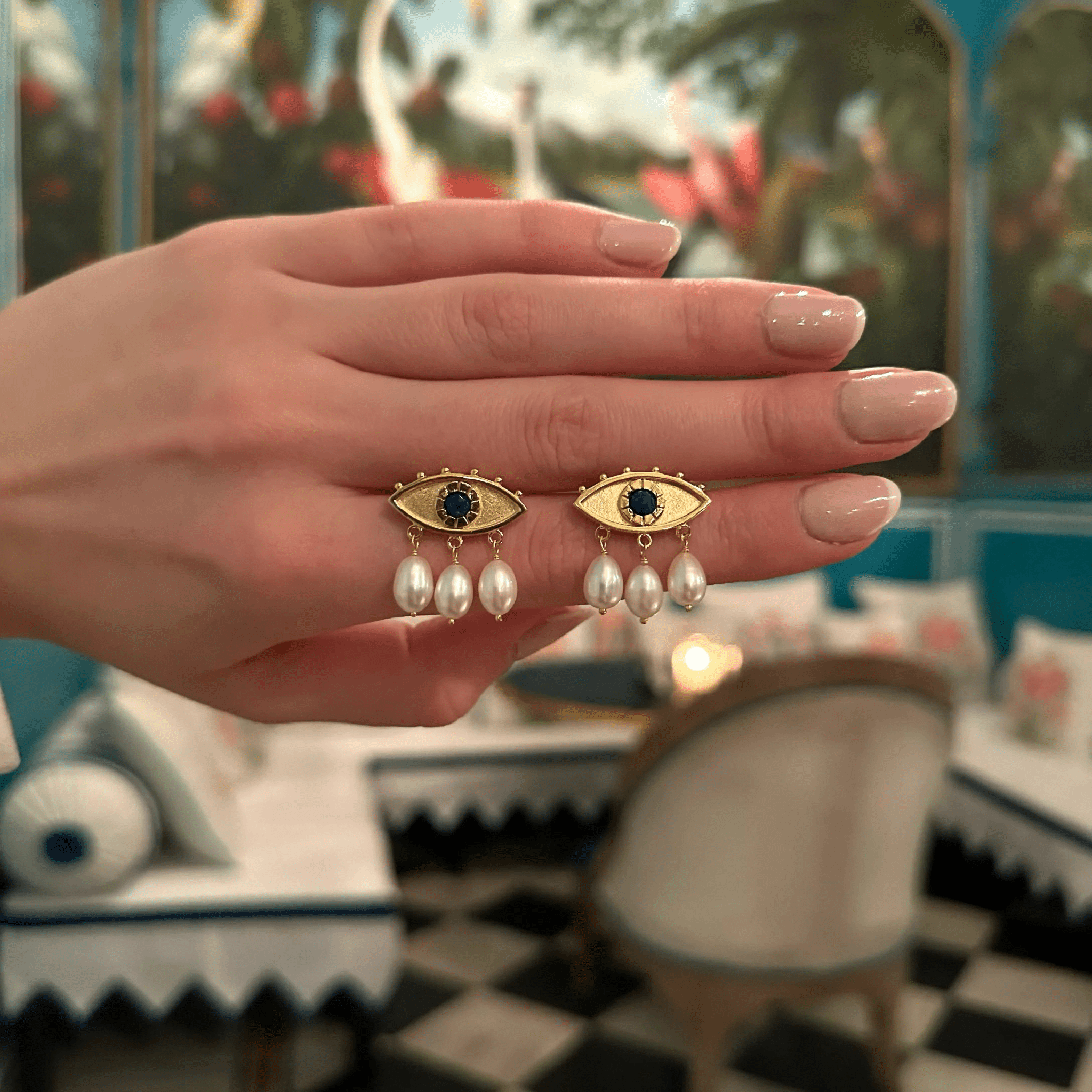 Eyes with Tears / Gold - BOA PALACE