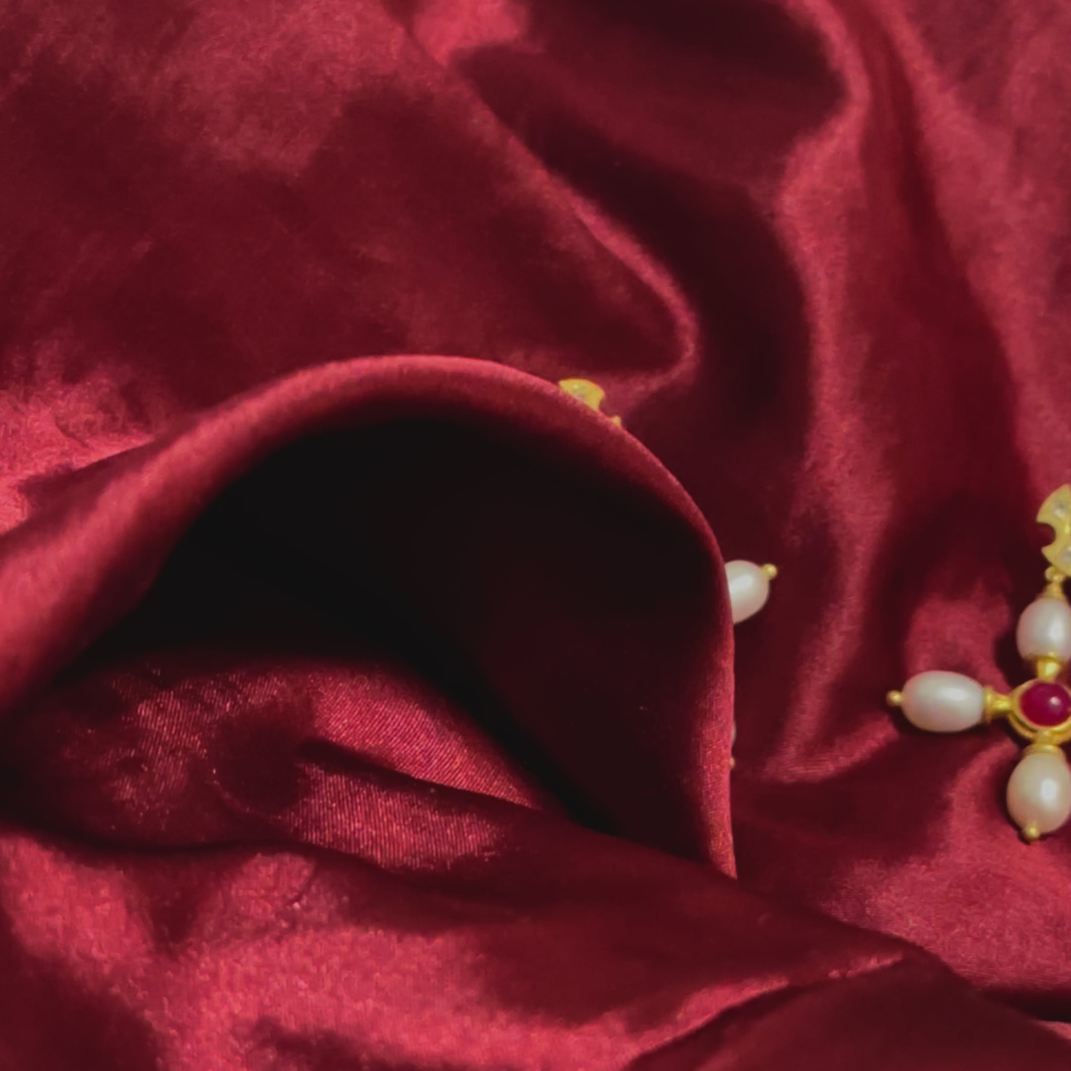 Boucles d'oreilles croix byzantine / agate