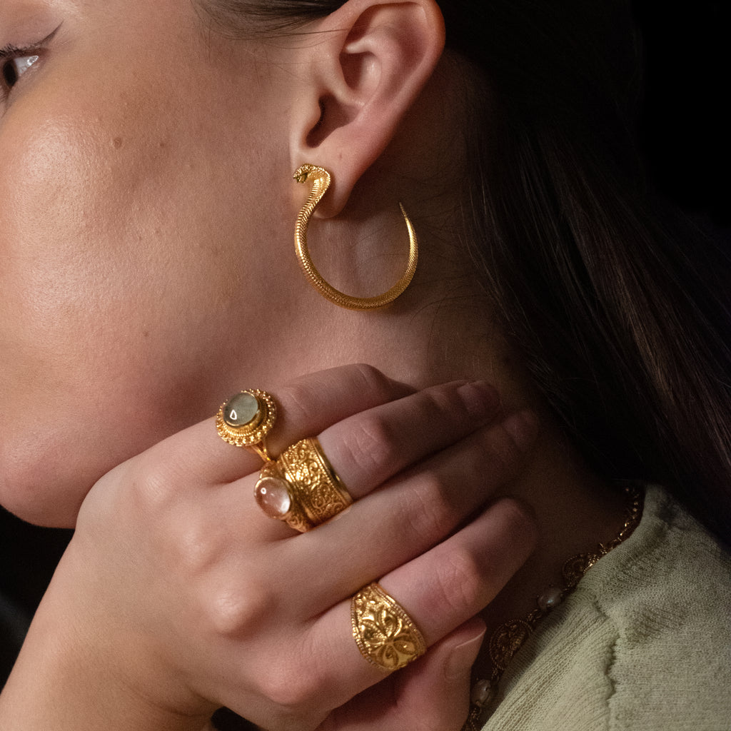 Boucles d'oreilles Cobra avec pierre