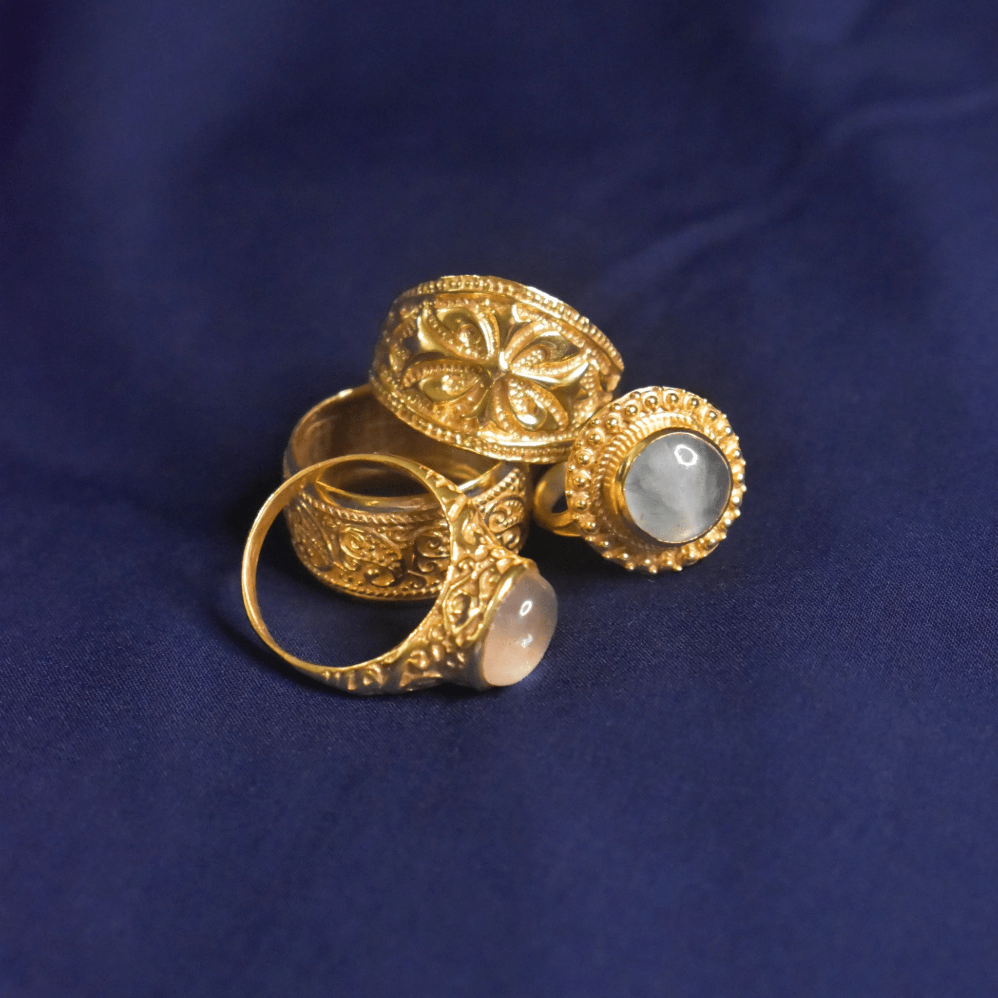 Prehnite Sun Ring - BOA PALACE